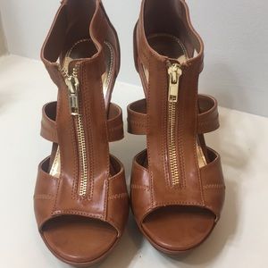 Tan and gold zipper heels